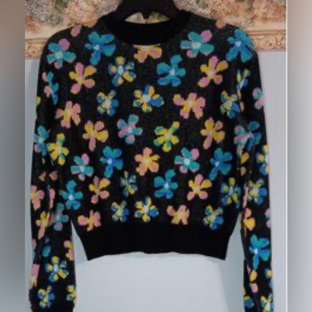 aLab Daisy Sweater - Size Large